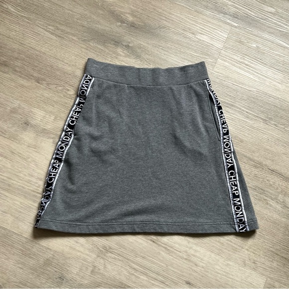 Cheap Monday Gray Women's Skirt - Picture 2 of 7